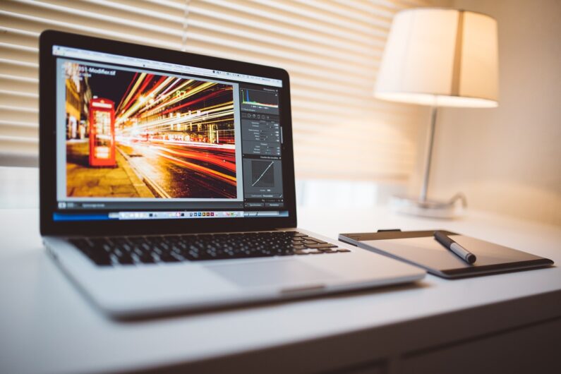 Digital et Web (H2) formation WordPress formation création site internet formation SEO formation Canva formation réseaux sociaux formation visibilité en ligne formation stratégie digitale formation marketing web formation digitalisation entreprise
